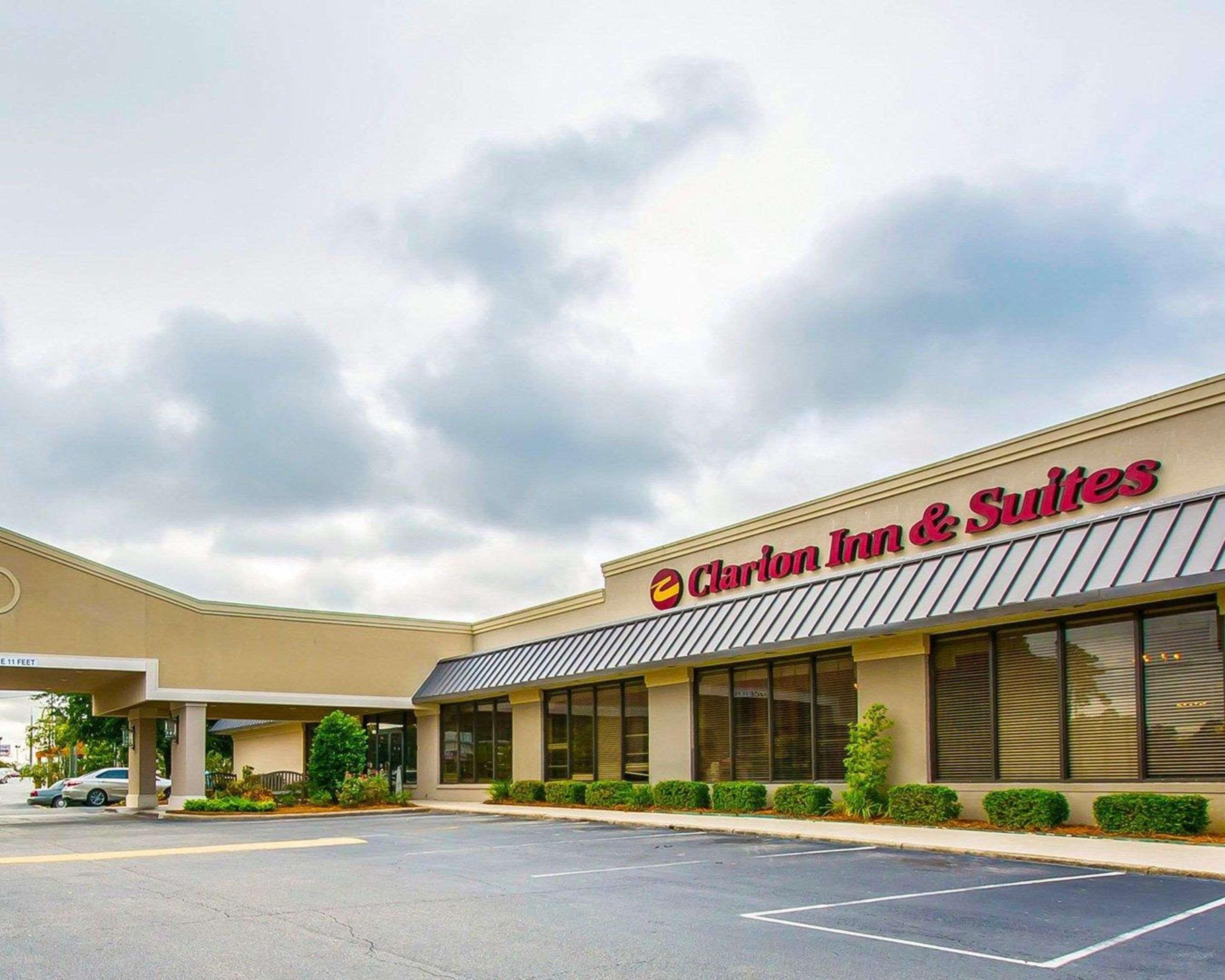 Clarion Inn & Suites Dothan South מראה חיצוני תמונה