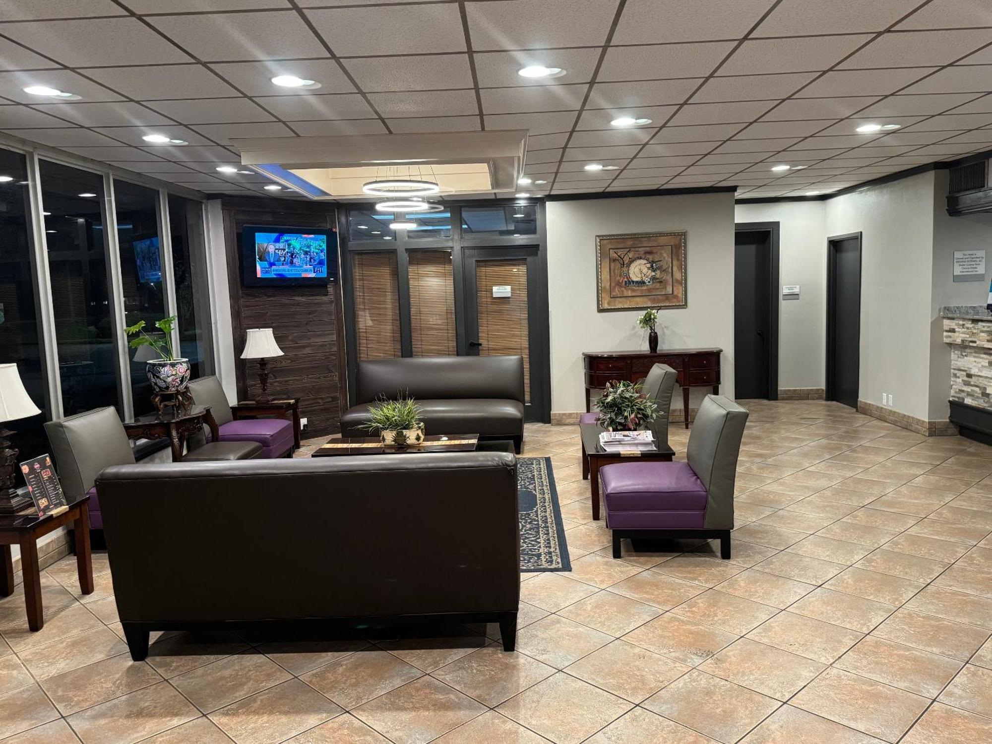 Clarion Inn & Suites Dothan South מראה חיצוני תמונה